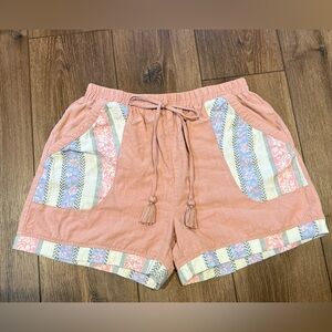 GiGio Boutique Tie Waist Shorts Size Medium